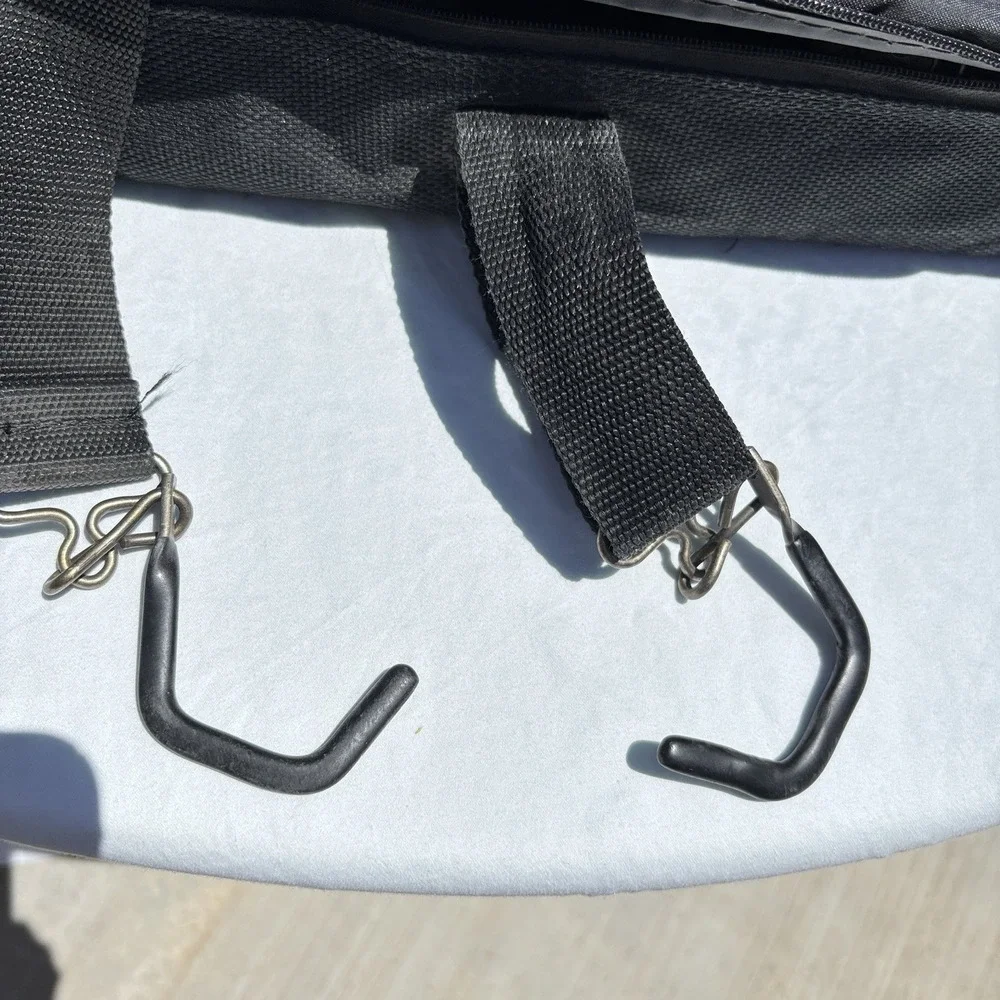 American Tourister 42